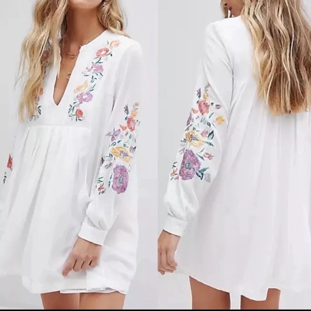 FREE PEOPLE Mia Medium Embroidered Tunic Dress Floral Pockets Lined White
